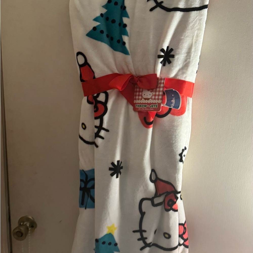 Hello Kitty Christmas Blanket